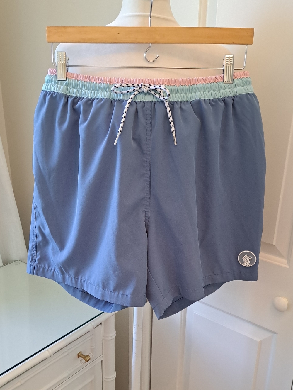 Chubbies Mens Classic Blue 5.5" Swim/Beach Trunks Mesh Lined Elastic Waist XL